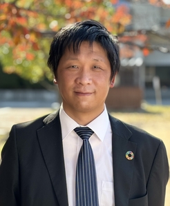 山口　泰司